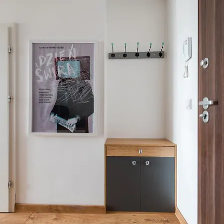 Mokotow Modern Style By Bookinghost